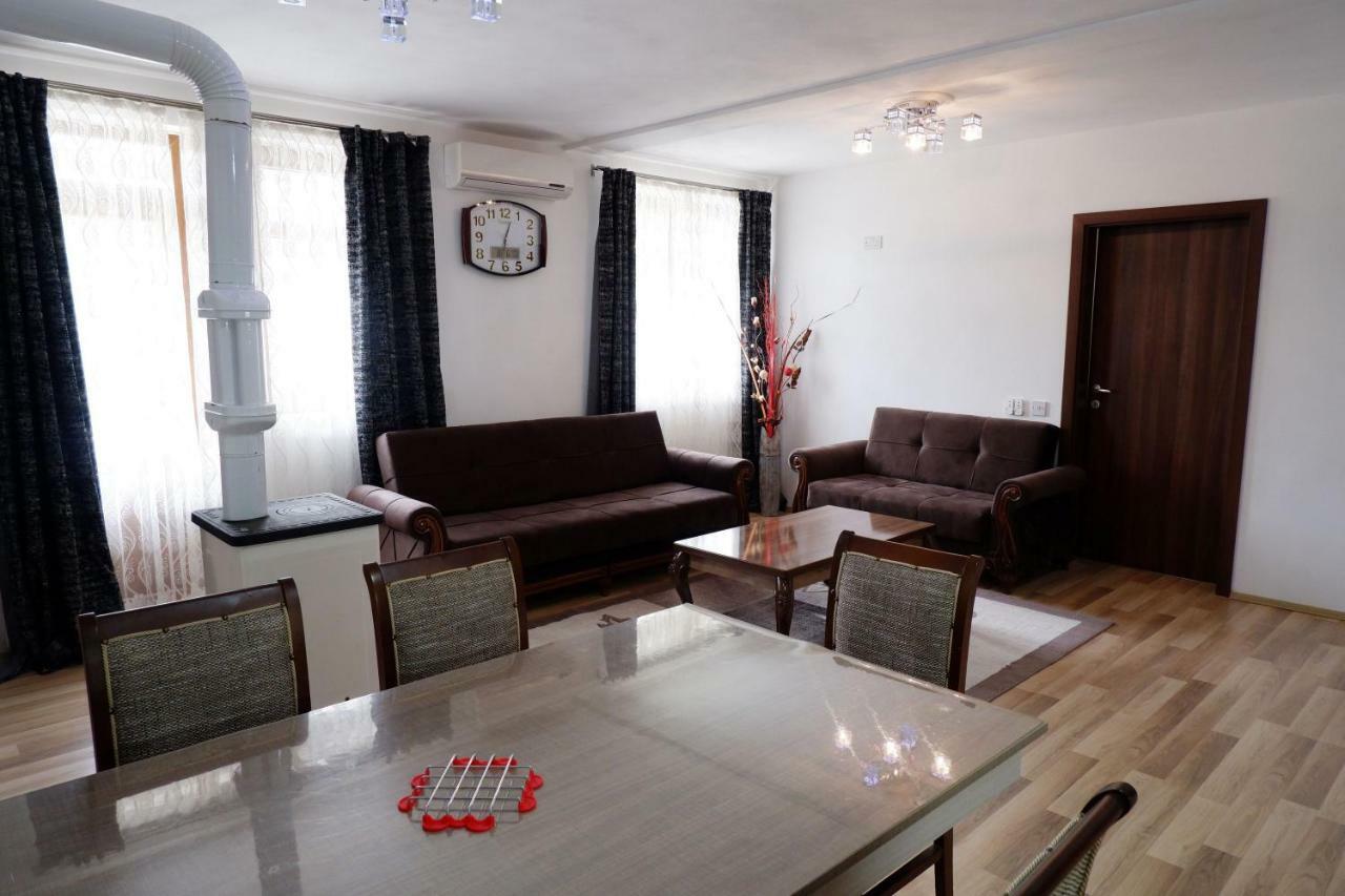 Hotel Kings Apartments Bajram Curri Zewnętrze zdjęcie